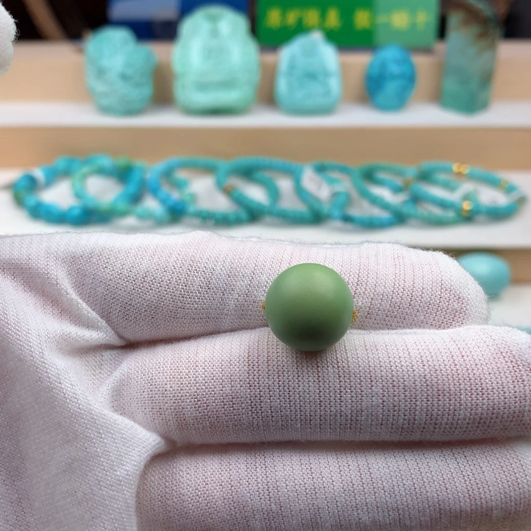 绿松石未镶嵌珠宝奇石13.6mm