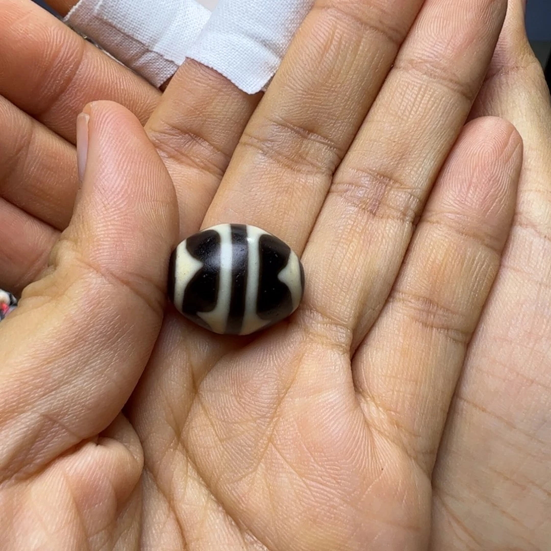 ****久玛瑙/玉髓未镶嵌颈饰