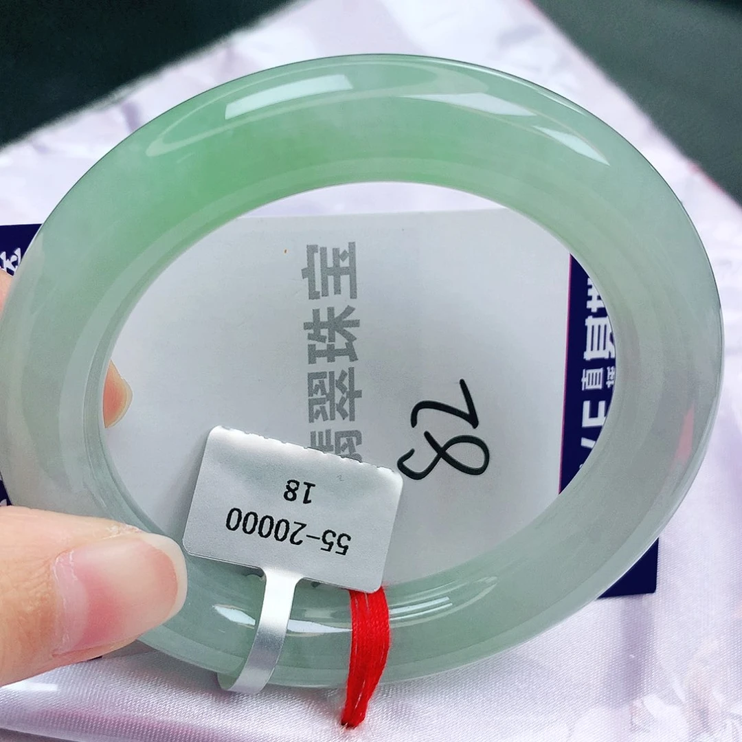 未镶嵌手镯翡翠缅甸天然A货翡翠手镯