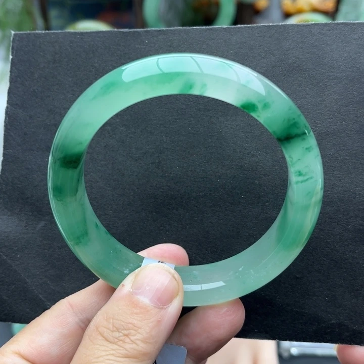 石英质玉未镶嵌手镯59/60