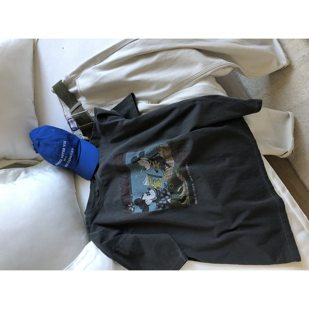 路一.韩国 Seoul 迪士尼阅读灰色纱洗短袖L25041735