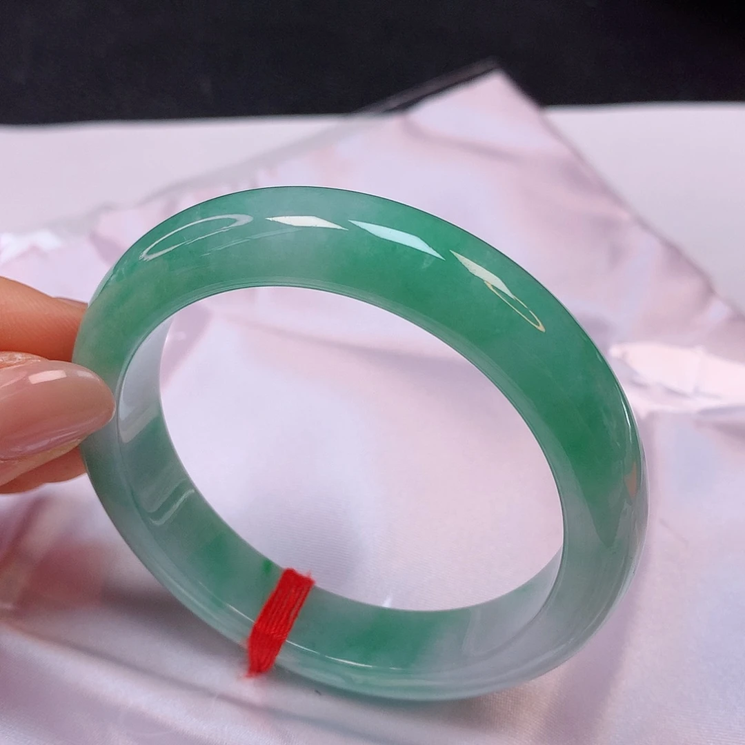 【闪购商品】翡翠手镯未镶嵌?**?55翡翠手镯