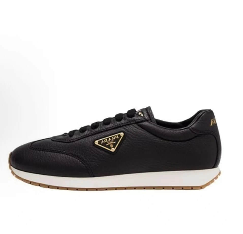 未使用 Prada/普拉达  普拉达 男款三角金标全皮舒适德训休闲鞋