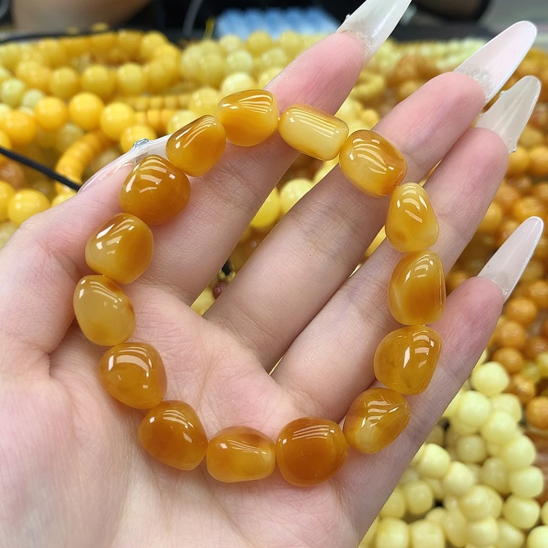 蜜蜡未镶嵌珠宝奇石