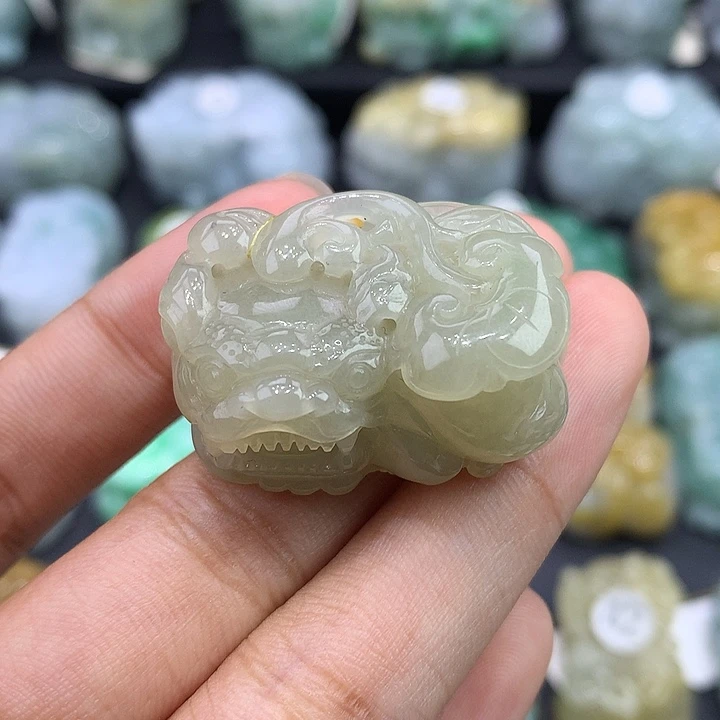 翡翠未镶嵌颈饰天然缅甸翡翠