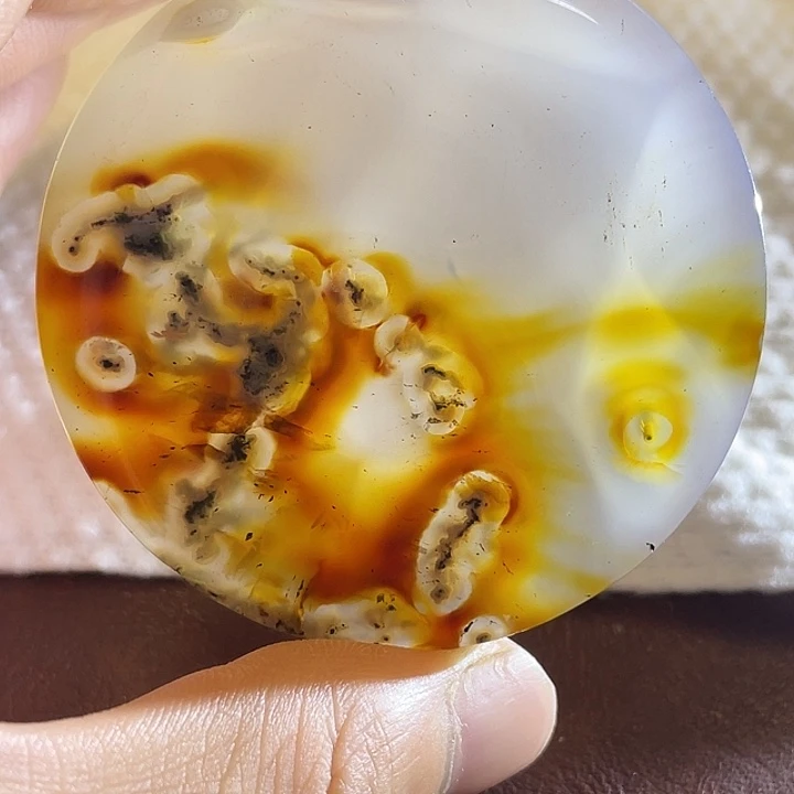健***利未镶嵌颈饰玛瑙/玉髓