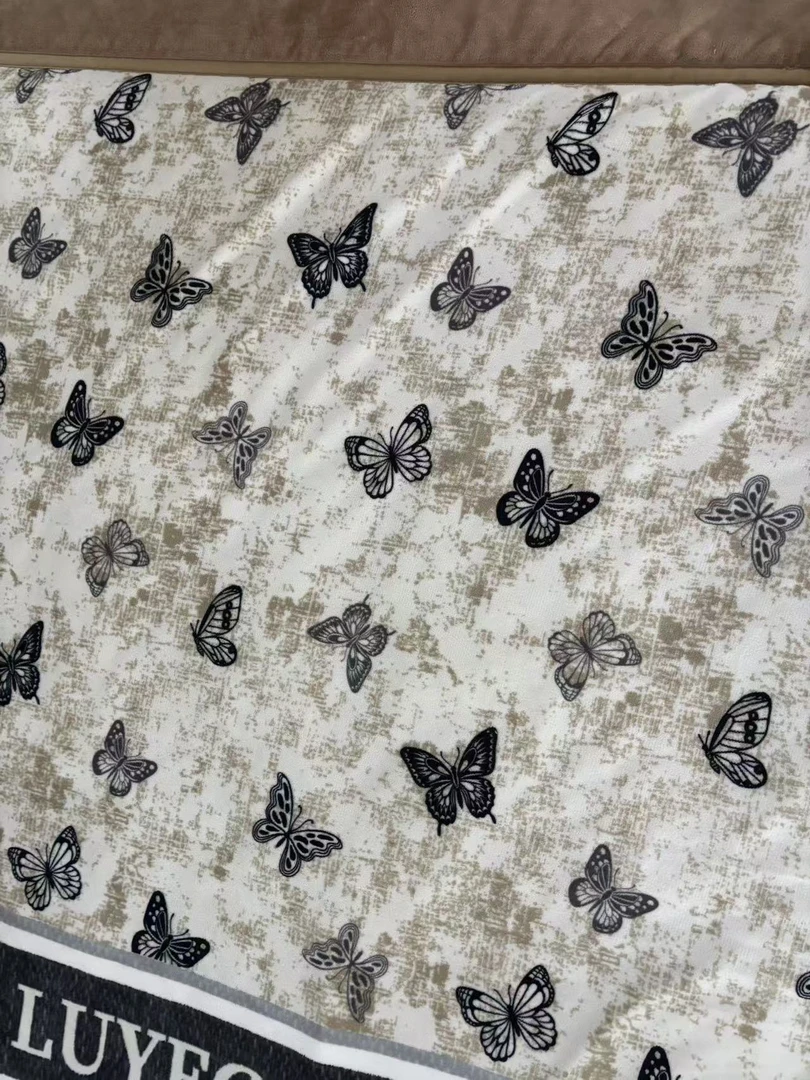 加厚保暖一体冬被，加厚被加绒双面绒冬被蝴蝶款