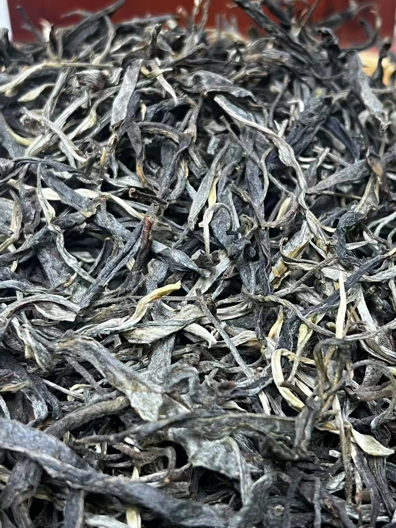 2015年易武麻黑古树散茶生茶20克