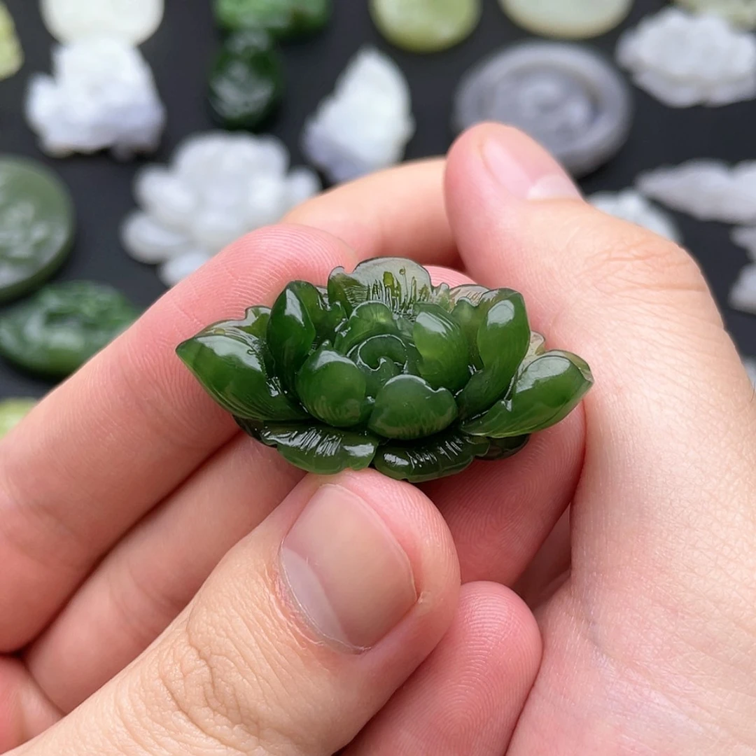 【闪购商品】颈饰未镶嵌和田玉