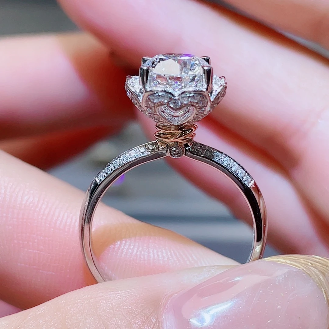 实验室培育钻石铂Pt950镶嵌1.5ct 手捧花戒指15号