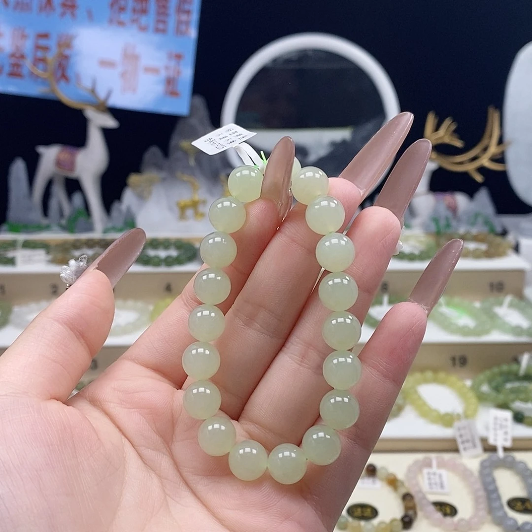 未镶嵌手串和田玉酋*™