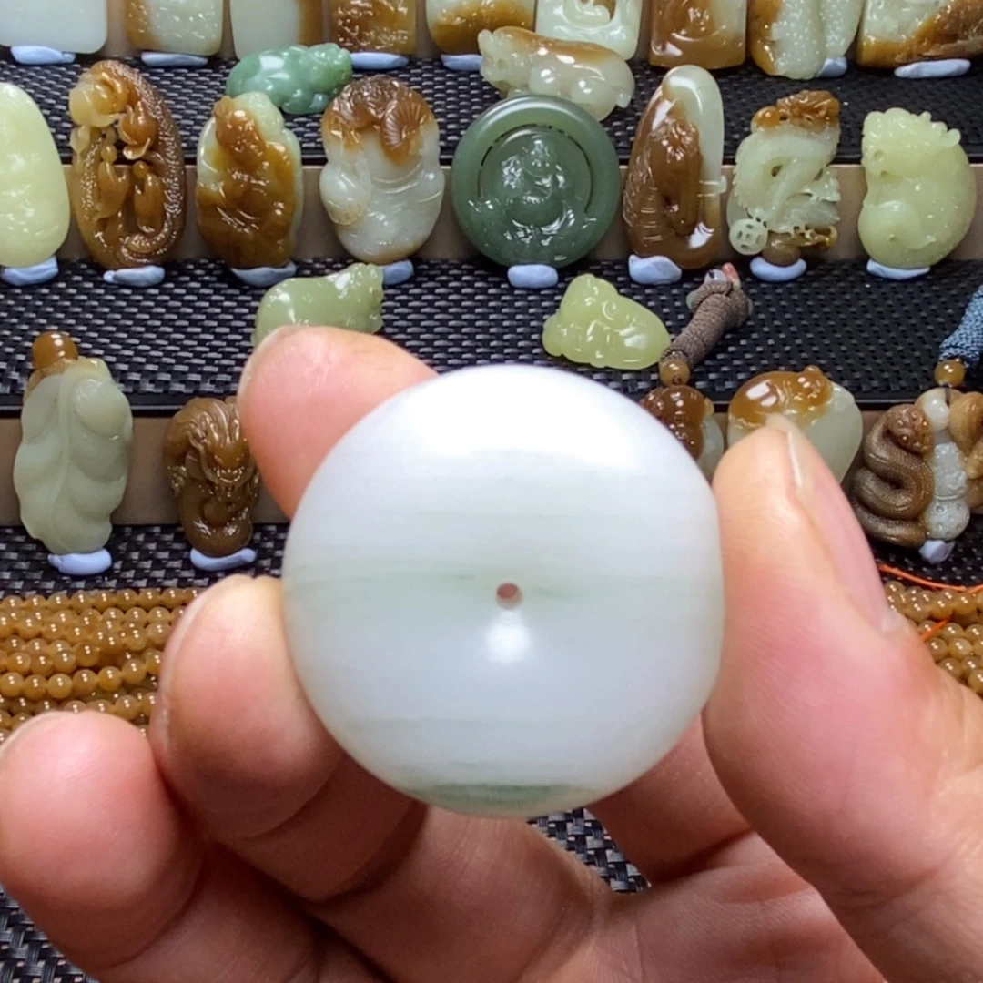 和田玉未镶嵌吊坠(不含链)