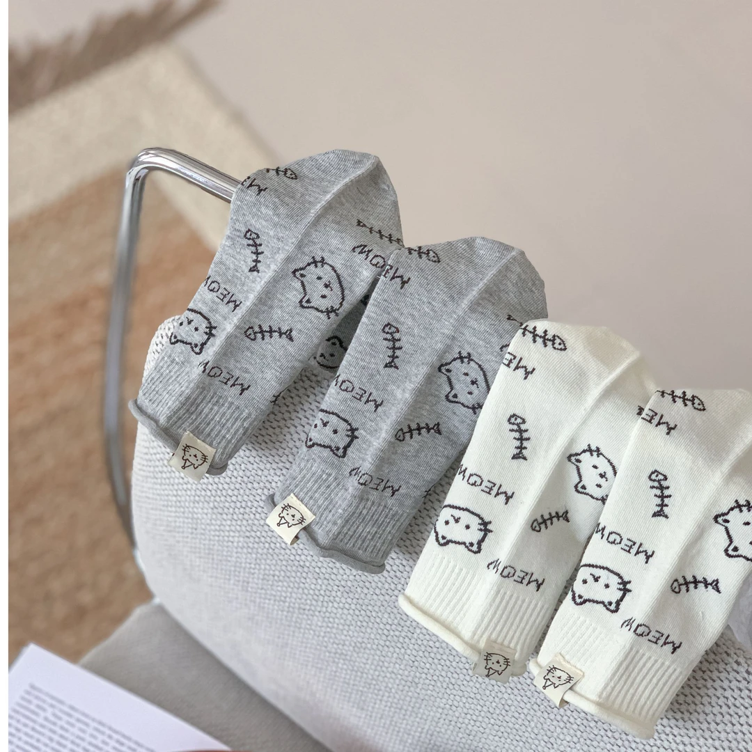 【猫与骨】简约百搭布标系列穿搭款中筒袜冬季秋冬袜子卡通棉袜可爱