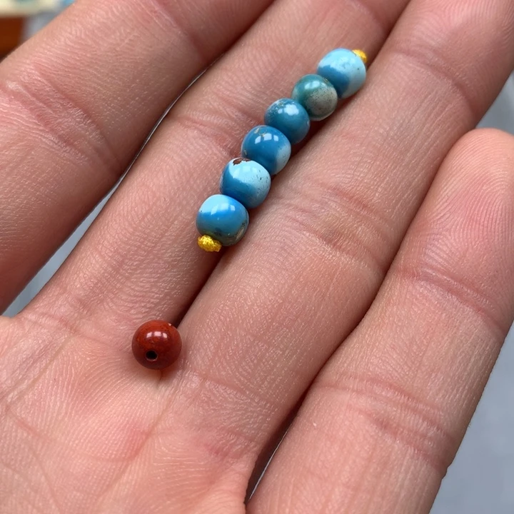 南红玛瑙配饰未镶嵌