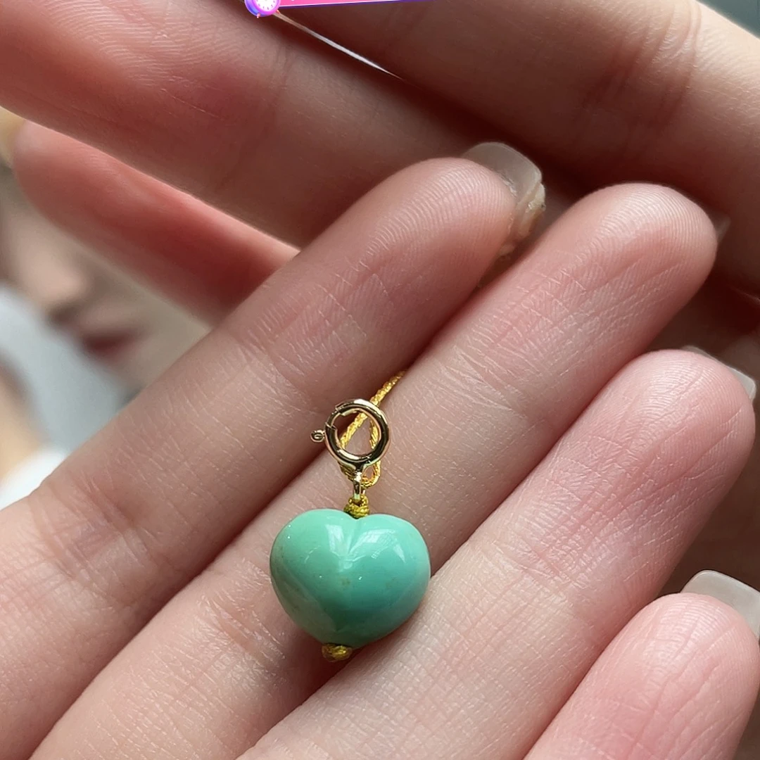 绿松石未镶嵌颈饰