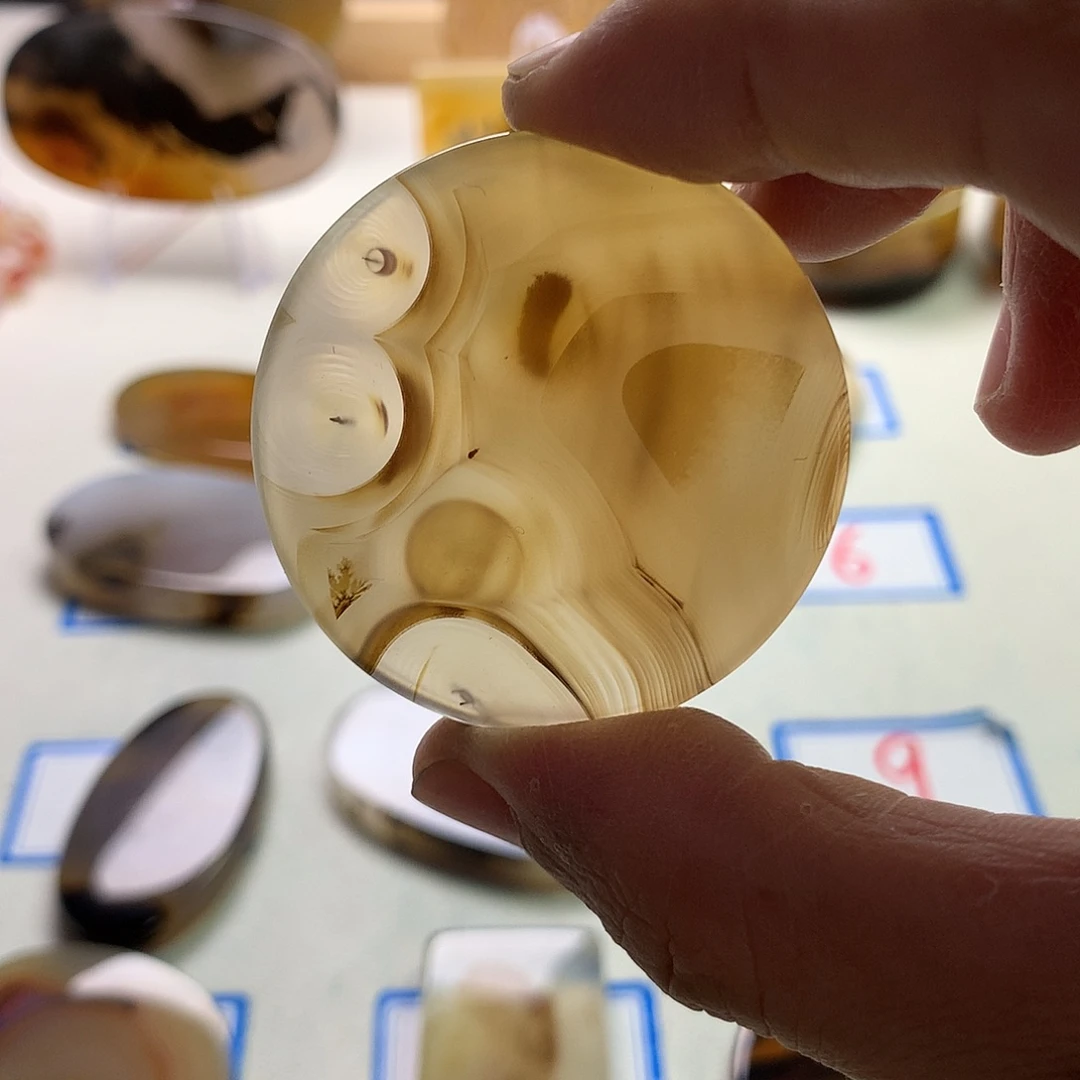 玛瑙/玉髓未镶嵌珠宝半成品