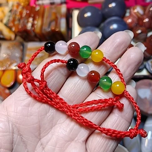 玛瑙/玉髓未镶嵌五路财神手链