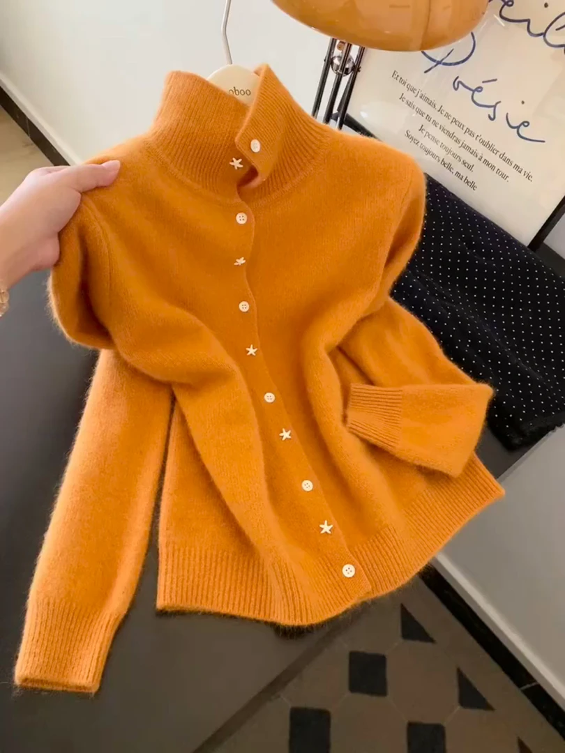 上身好有气质~橘黄色小香风高领开衫毛衣女秋冬季软糯糯保暖上衣