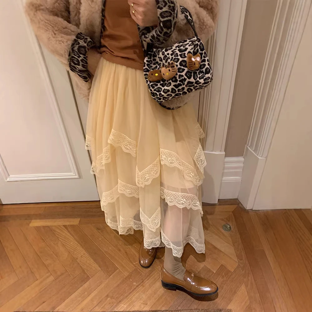 韩式设计感26春小众设计不规则裙子韩系百搭米杏色蕾丝A字半身裙