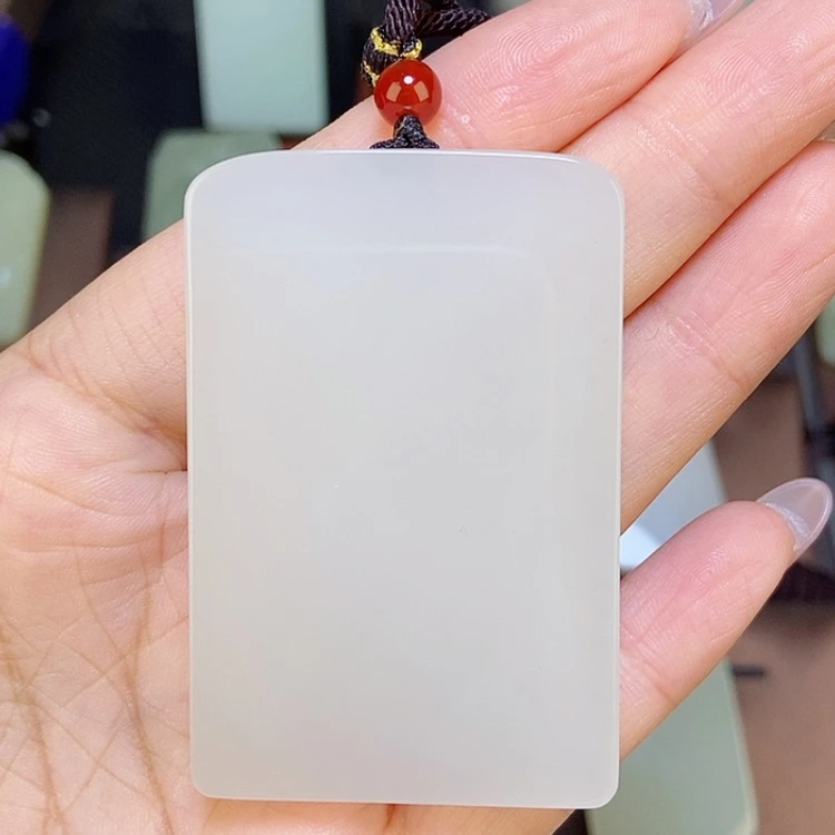 【闪购商品】颈饰未镶嵌和田玉