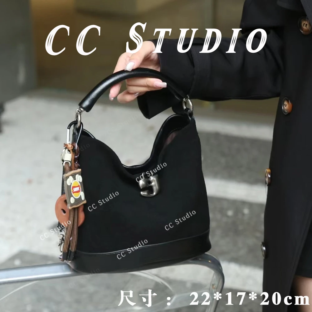 【云云甄选】SKL-7220-黑色-轻奢简约百搭手提女士新款斜跨水桶包