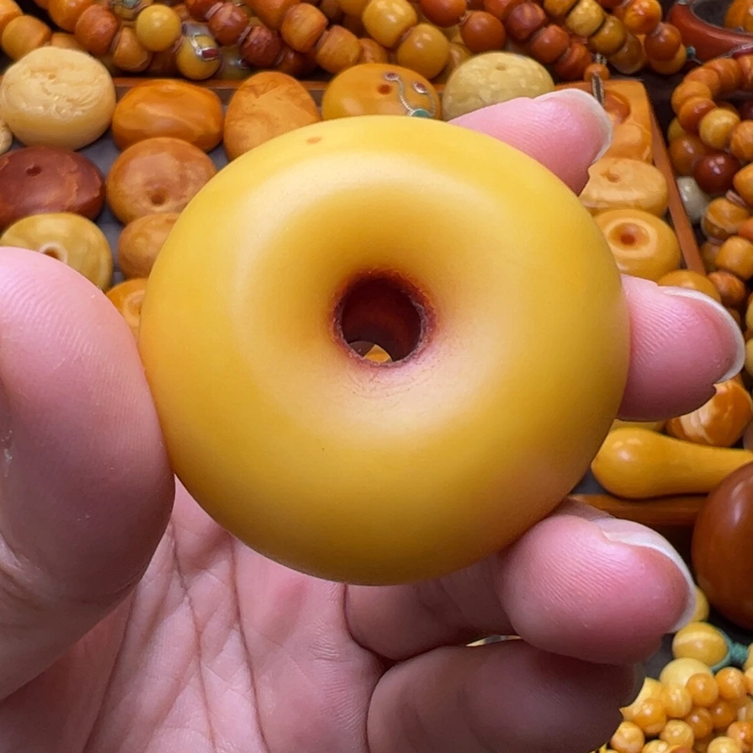 琥珀未镶嵌珠宝奇石42