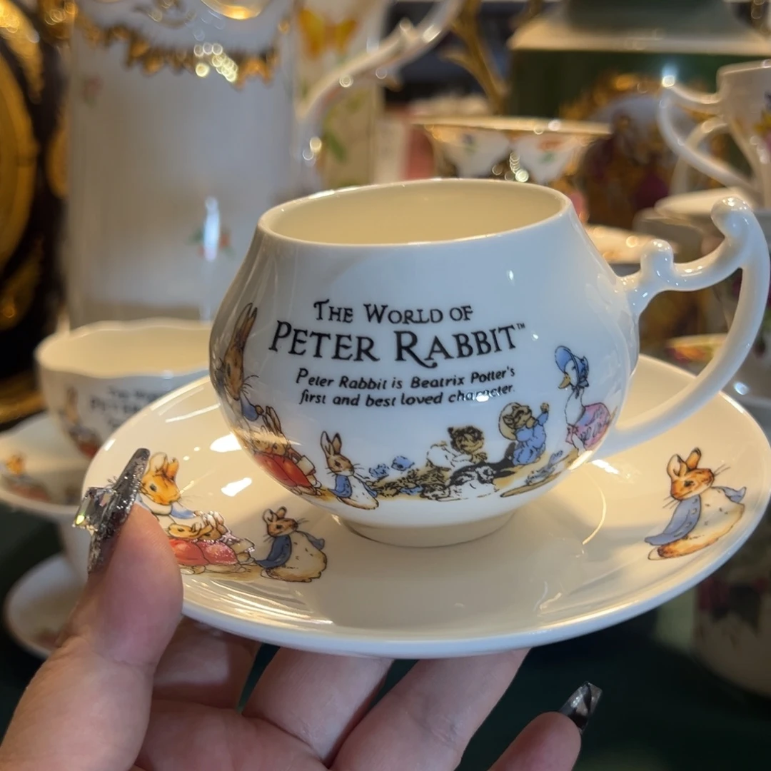 鹿与海陶瓷有限公司