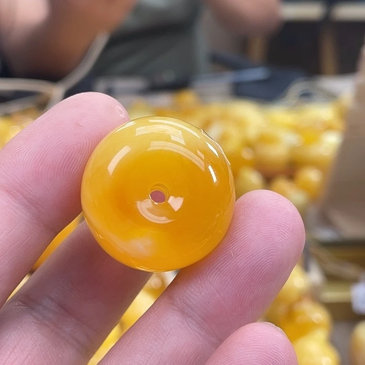 琥珀未镶嵌珠宝奇石琥珀