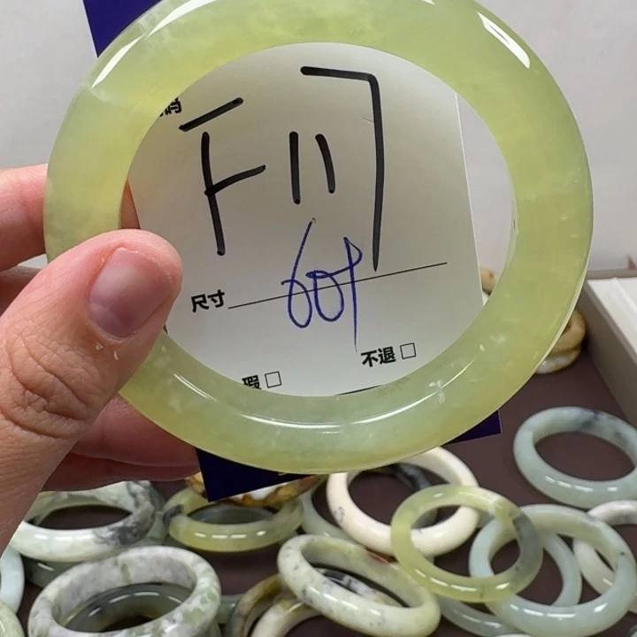 未镶嵌蛇纹石玉手镯117