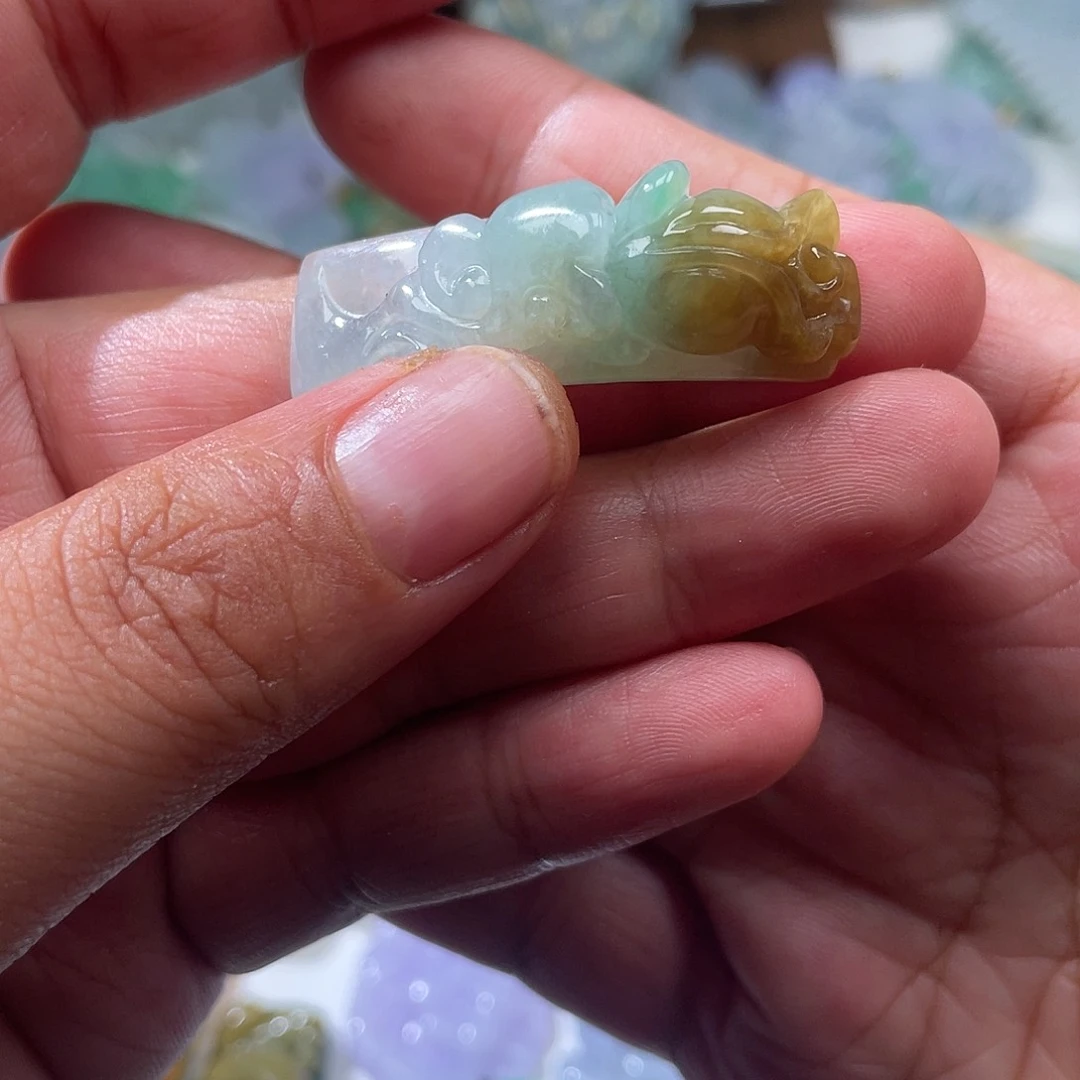 颈饰未镶嵌翡翠翡玉缘翡翠