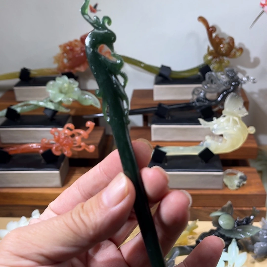 蛇纹石玉未镶嵌发簪