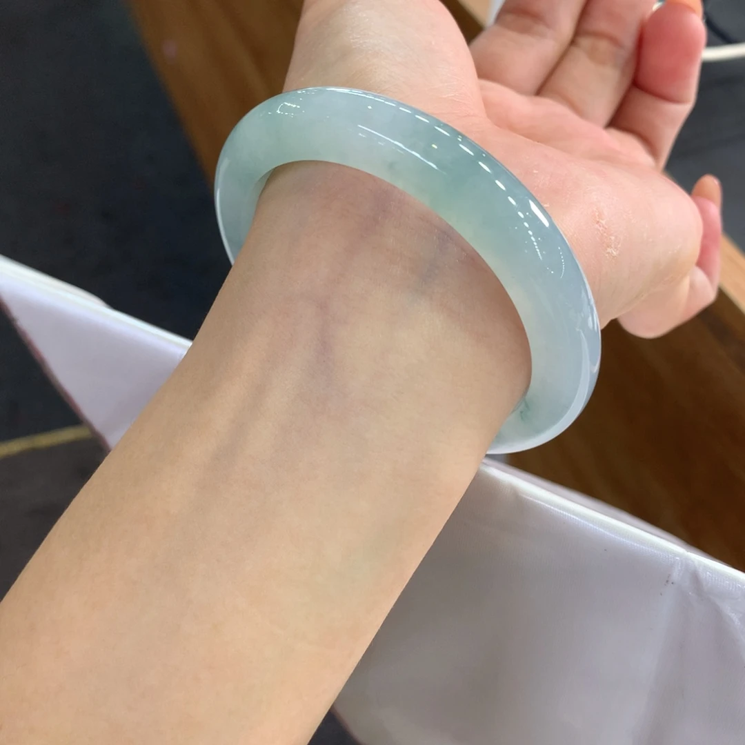 翡翠未镶嵌手镯天然Ａ货翡翠55/56