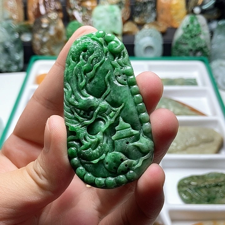 颈饰未镶嵌翡翠翡翠a货
