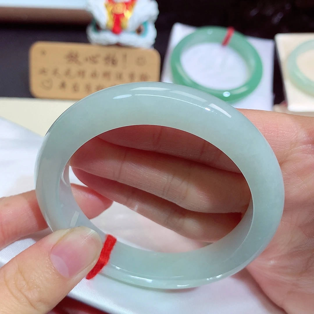 翡翠未镶嵌手镯1254