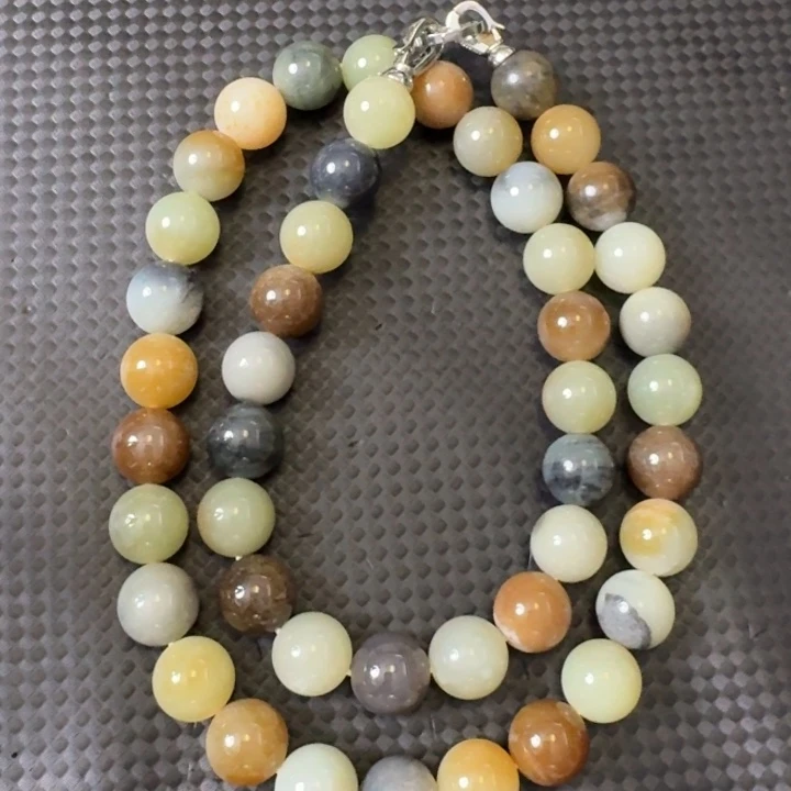 和田玉未镶嵌颈饰卡12楼兰