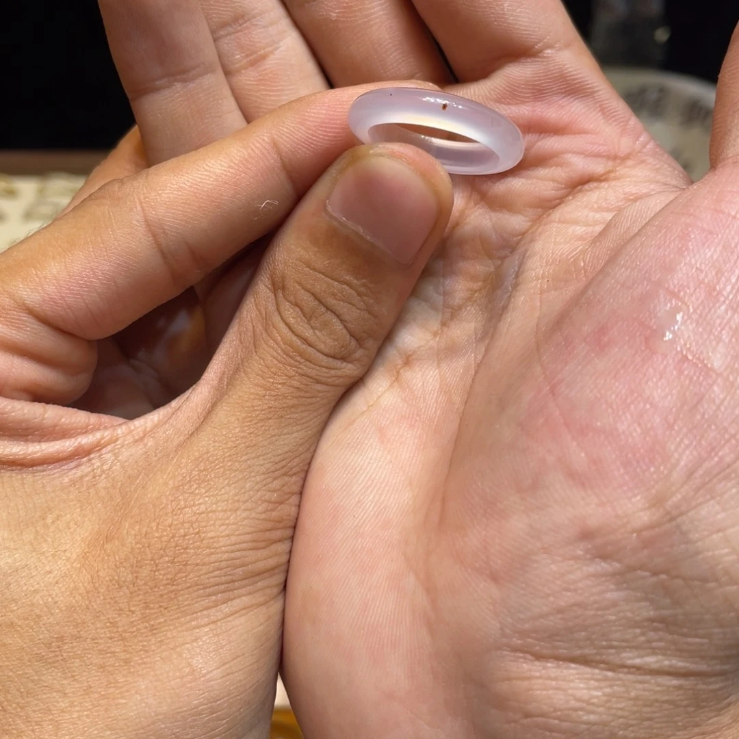 玛瑙/玉髓未镶嵌戒指92号港16 默认瑕疵