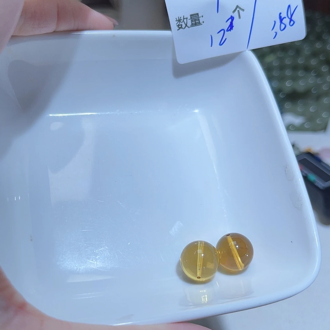 蓝珀未镶嵌珠宝奇石C21。