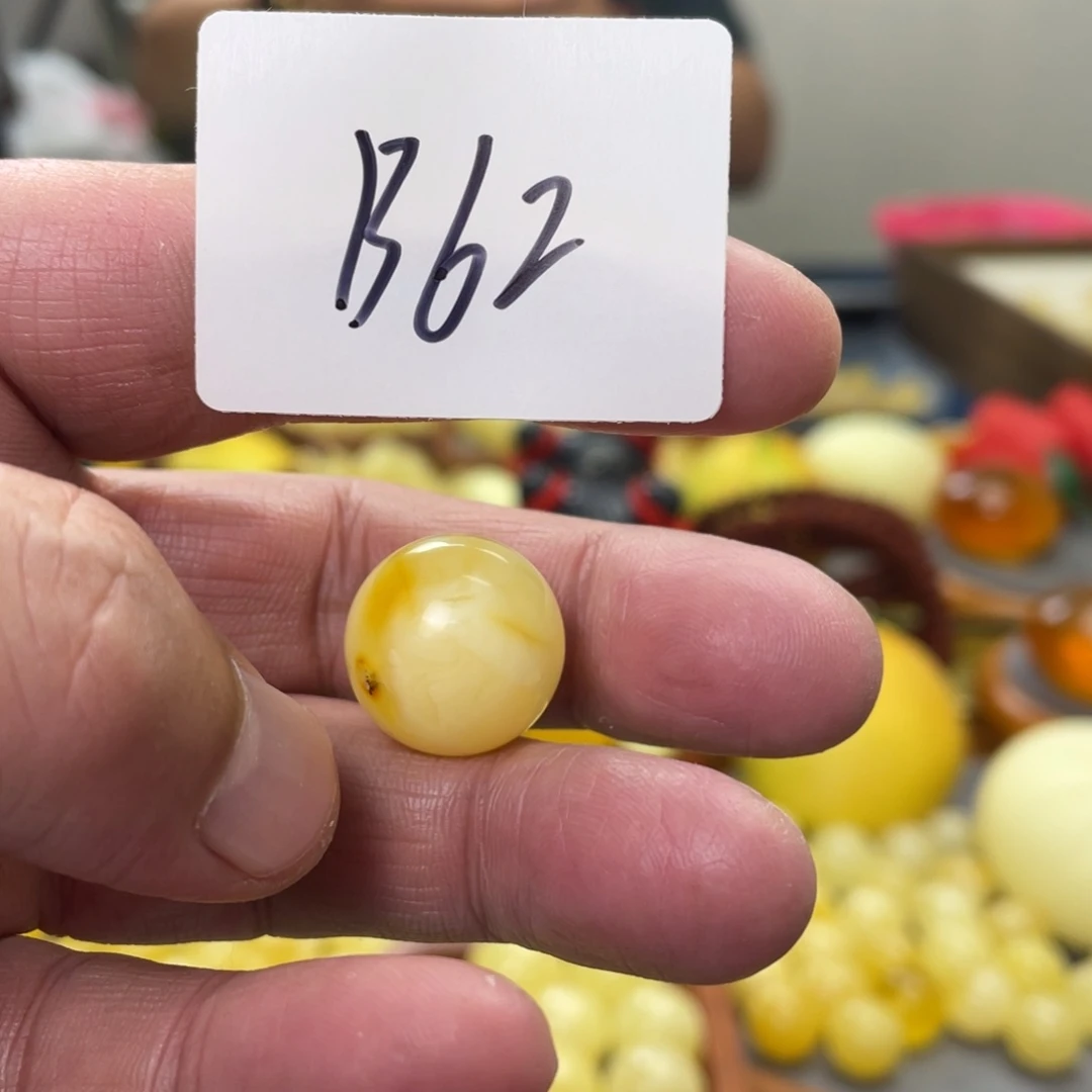 手链琥珀未镶嵌多样性发，发其中一件