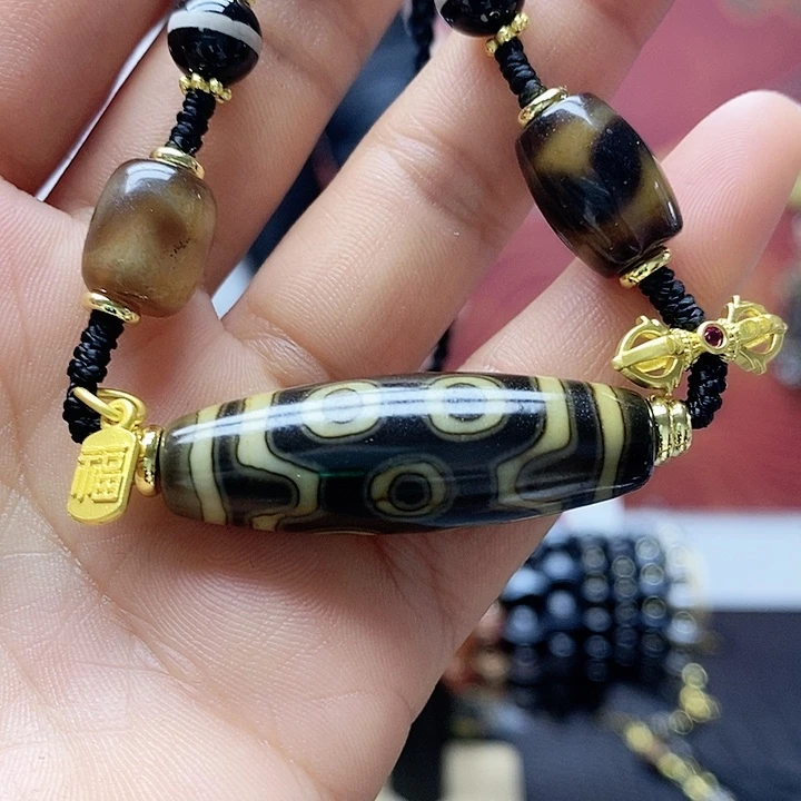 玛瑙/玉髓合金颈饰