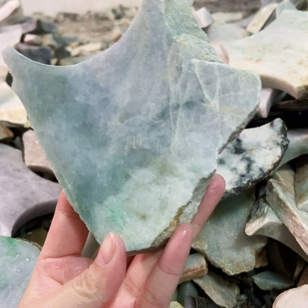 翡翠未镶嵌颈饰天然翡翠