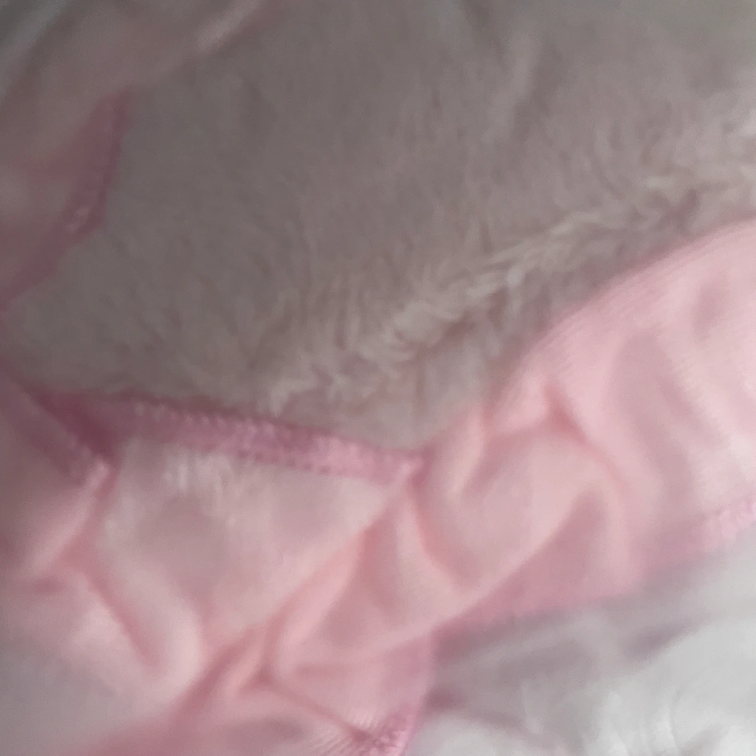 003 宝宝绒粉色清货婴童用品抱被