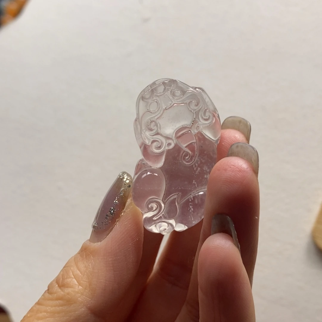 石英质玉未镶嵌颈饰