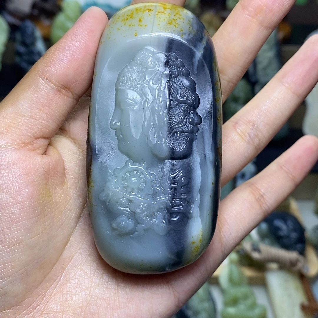 颈饰未镶嵌和田玉东**宝