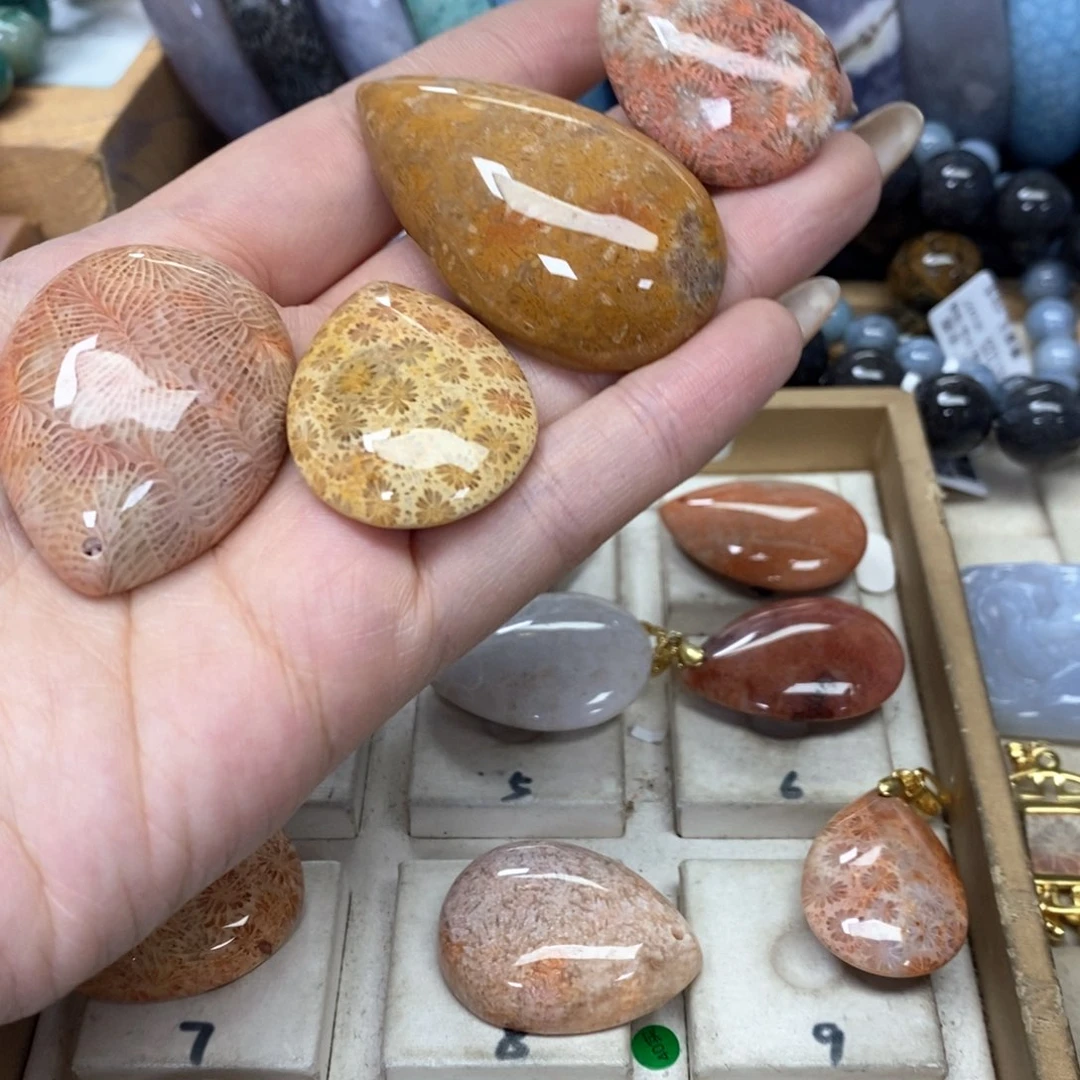 硅化珊瑚（珊瑚玉）手链未镶嵌卡****2654