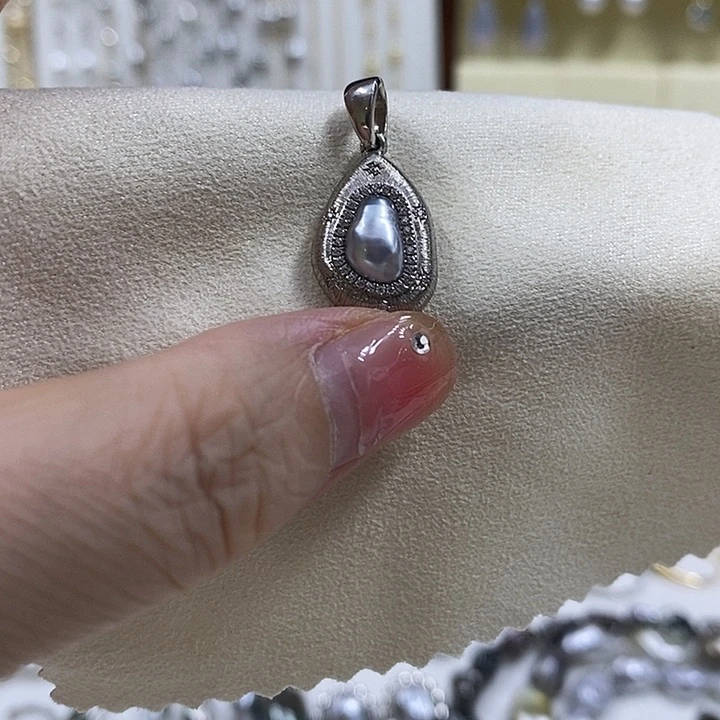 银S925镶嵌海水珍珠颈饰