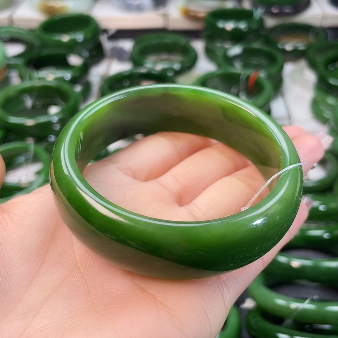 和田玉（碧玉）手镯未镶嵌