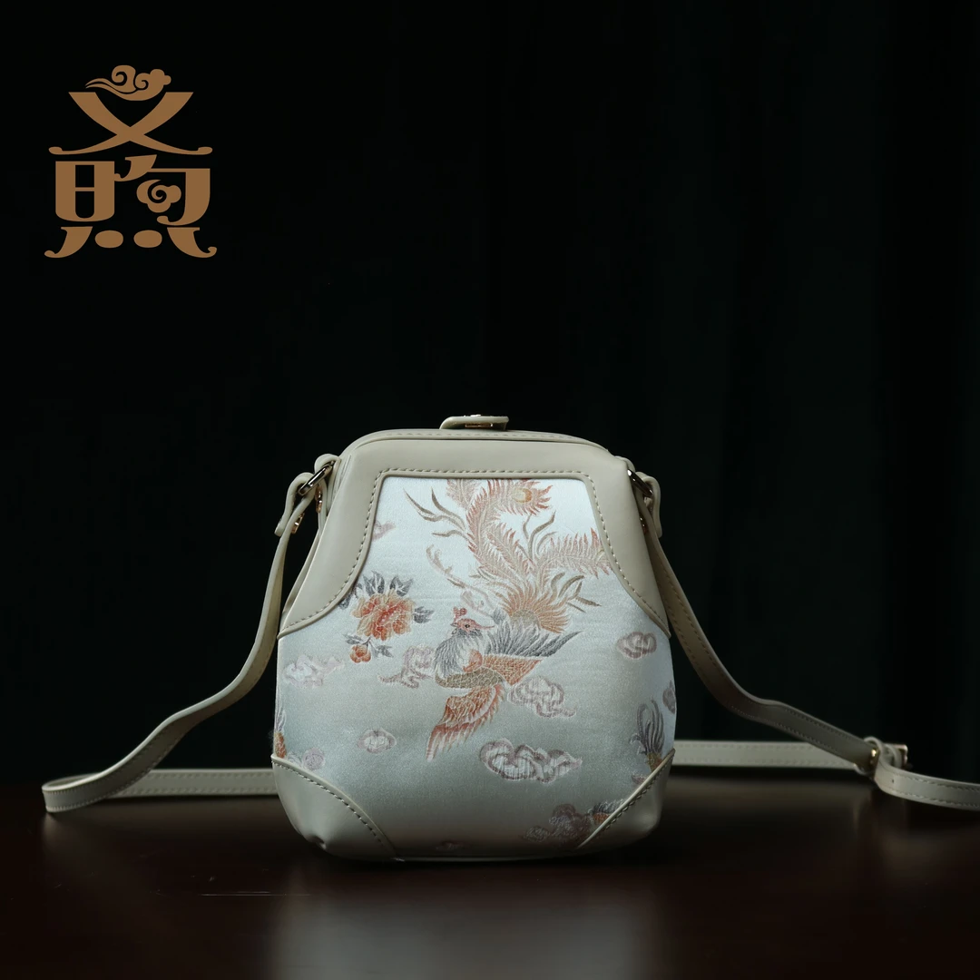 [现货] 又·煦 | 新中式国风 小方包15*7*18cm时尚中国风 送礼必备