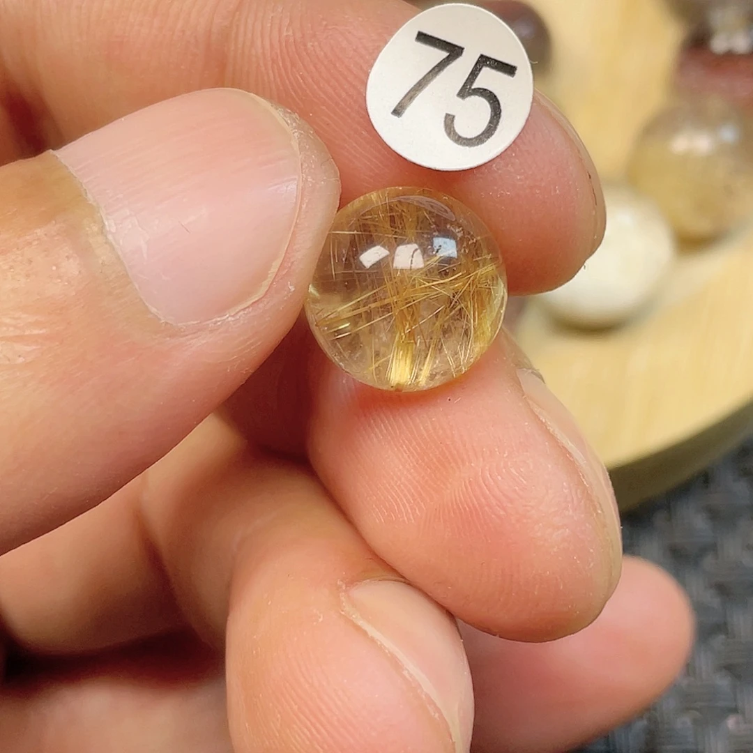 L***U未镶嵌吊坠(不含链)水晶