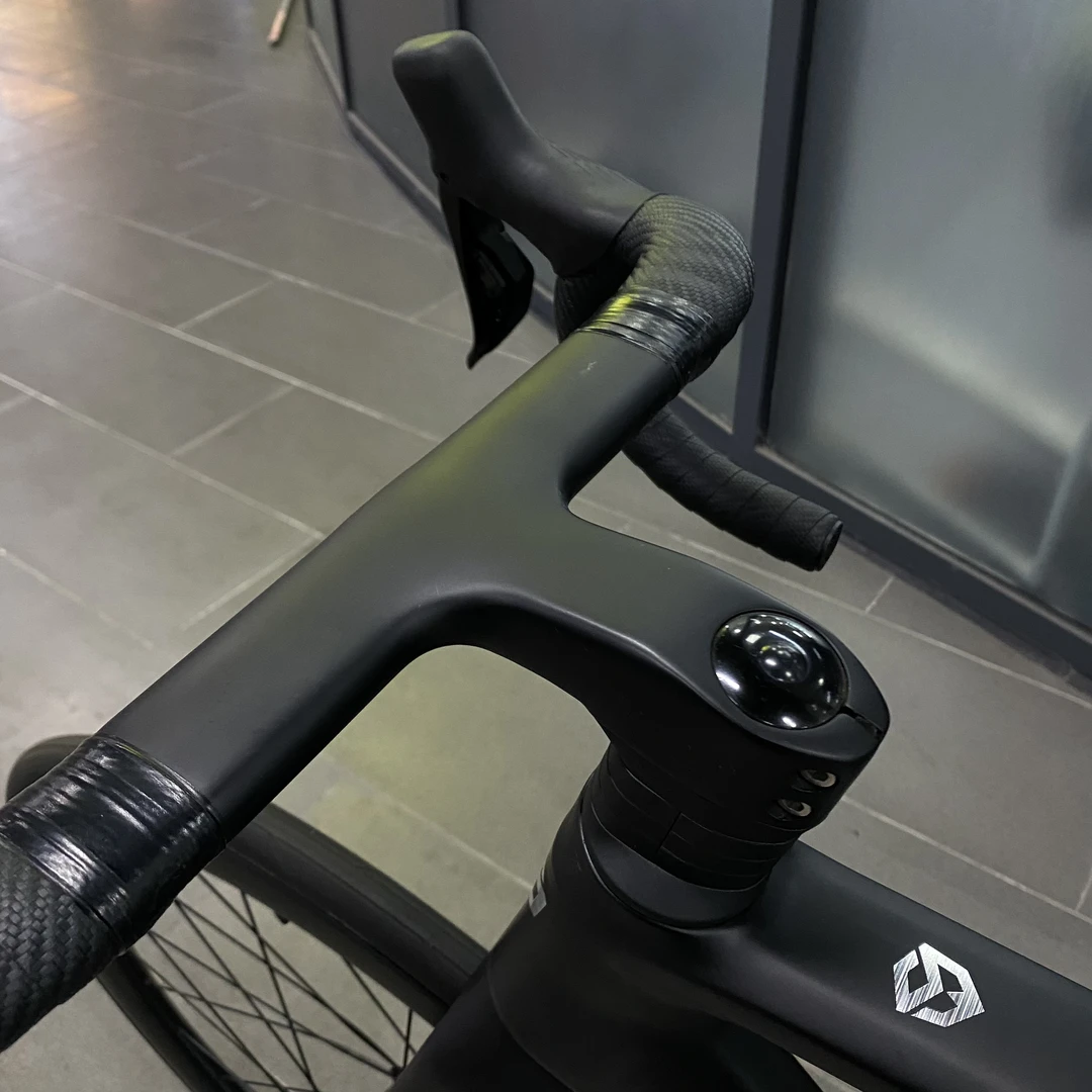 SAVA R7全碳纤维公路车7170电变大套，马牌外胎，尺码L适合183-190