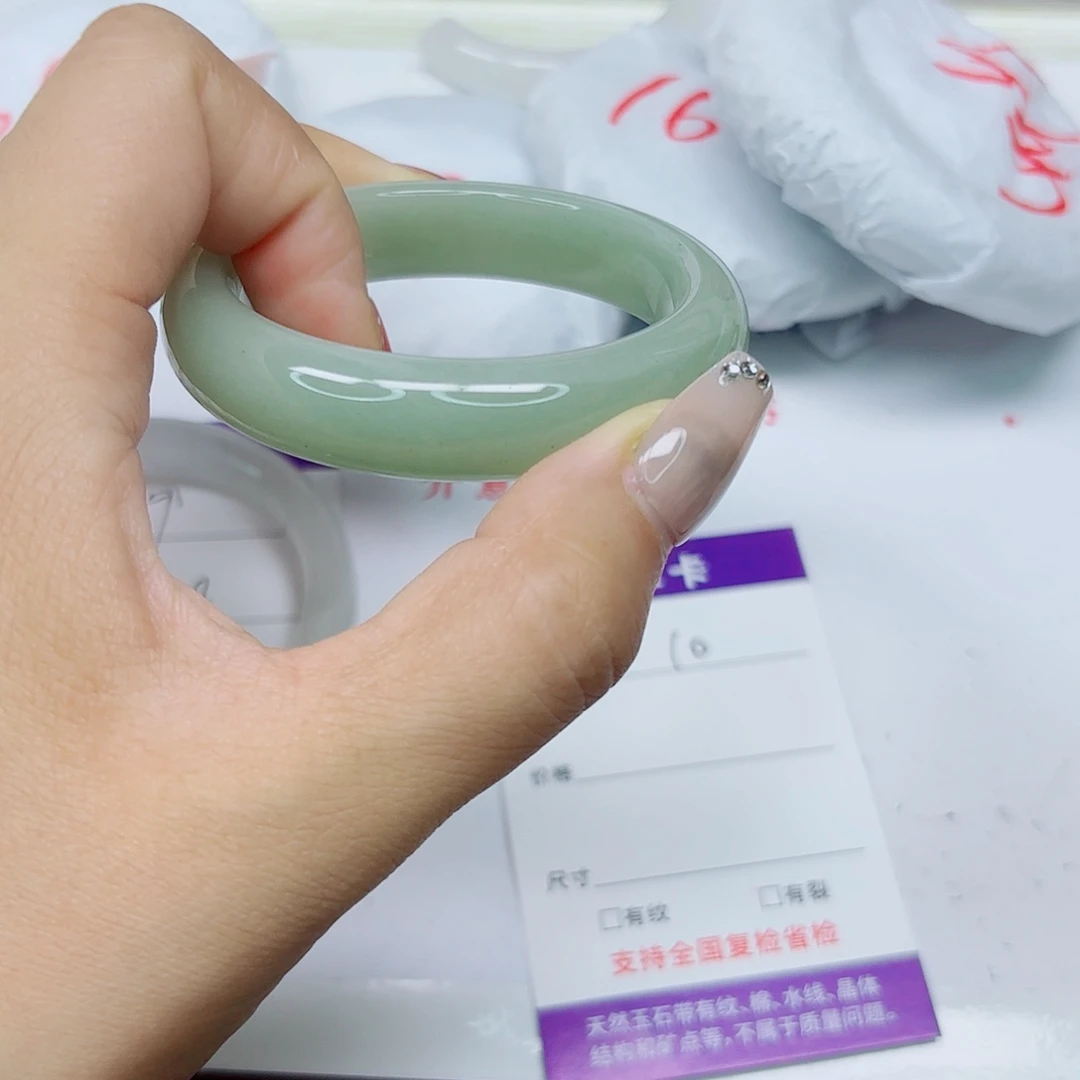 未镶嵌手镯石英质玉10/5152